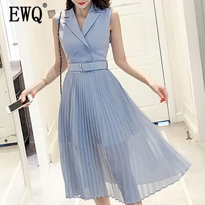 

[EWQ] 2018 Summer Autumn New Fashion Stitching Notched Sky Blue A-line Casual Style Tank Women's Pleated dress KB180