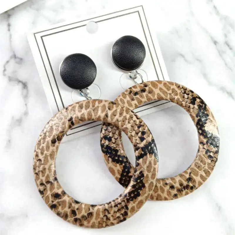 

Leopard Earrings for Women Leather Earring Snack Print Personality Atmosphere Exaggerated Edition Geometric Round Hoop Earring