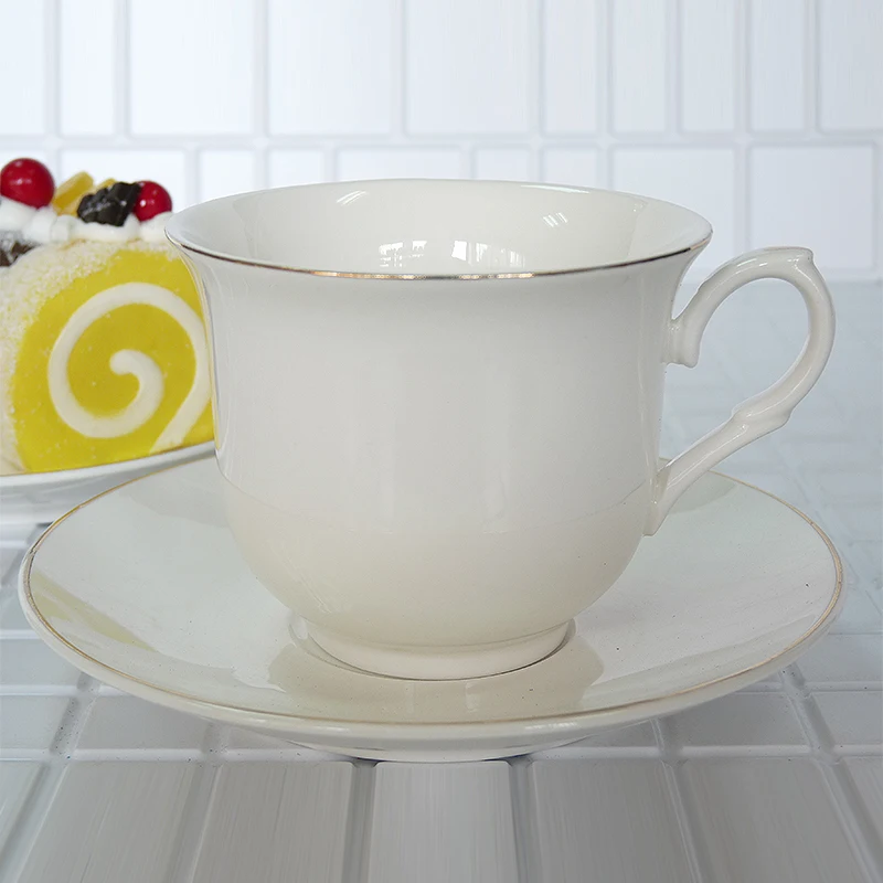 

High quality bone china coffee set white smooth set of 12 pieces 220ml birthday holiday gift