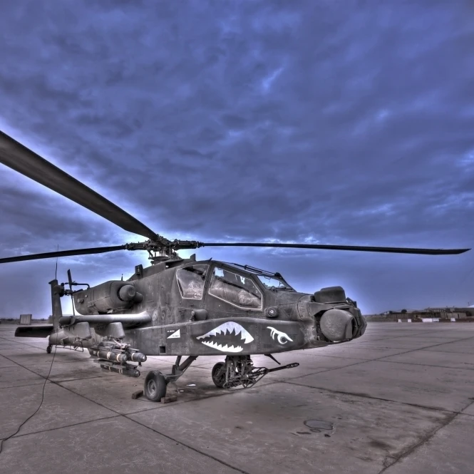 Высокая динамический диапазон HDR фото AH-64D Apache Longbow блок III атаки постер с