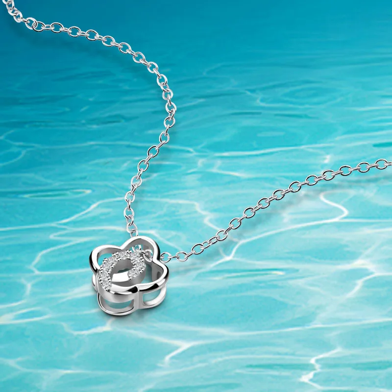 

Dankadi 925 Sterling Silver Pendants Necklace Four Leaf Clover Shiny Cubic Zirconia Choker Necklaces & Pendants