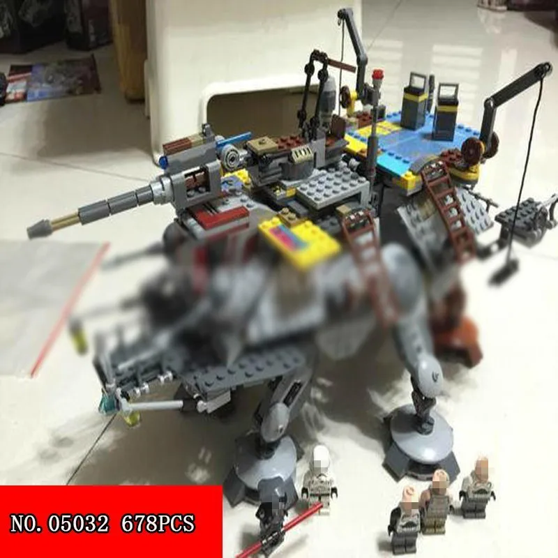 

New Lepin Block 05032 Star War Rex General Walk Mecha Assembling Spelling Insert Building Blocks Alpinia Oxyphylla Toys 678pcs