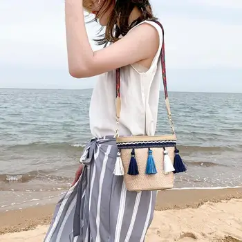

Ethnic Tassel Straw Women Shoulder Bag Bohemian Summer Beach Small Crossbody Bags for Women