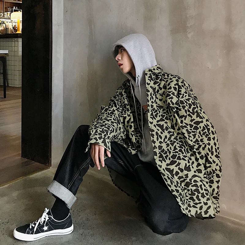 2019 Men's Streetwear Brand Bomber Jacket Loose Leopard Camouflage Printing Coats Male Fashion Trend Windbreaker Plus Size M-XL