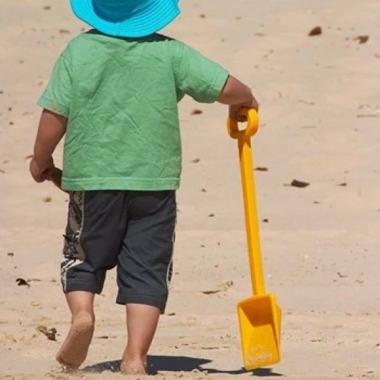Little Boy and Spade on Beach Gold Coast Queensland Australia Poster Print by David Wall (24 x 36) | Дом и сад
