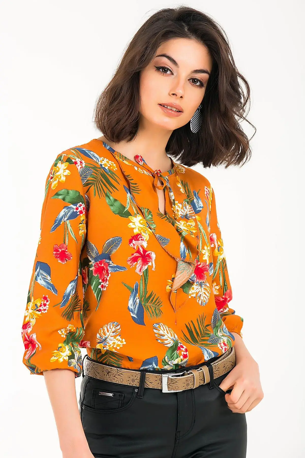 You Special Respect Women Brown Flower And Leaf Pattern Fronting Flounces Printed Viscose Blouse S-19Y1010027 |