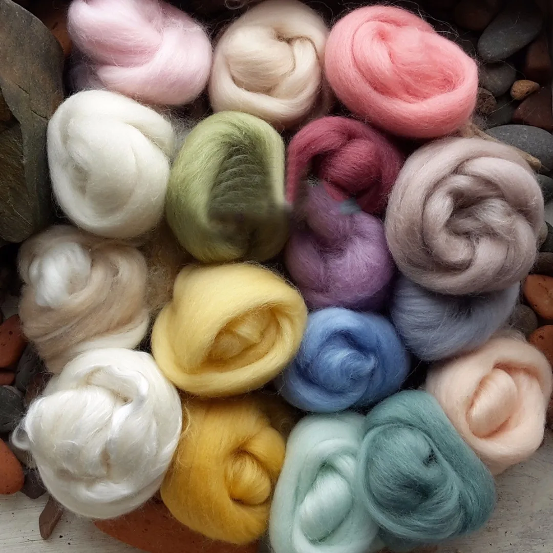 

1 Set Newest 5g 17 Colors Merino Wool Fibre Roving For Needle Felting Hand Spinning