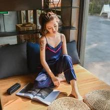 Модные роскошные шелковые пижамный комплект на лето и весну костюмы для женщин Спагетти ремень пижамы длинные брюки девоч