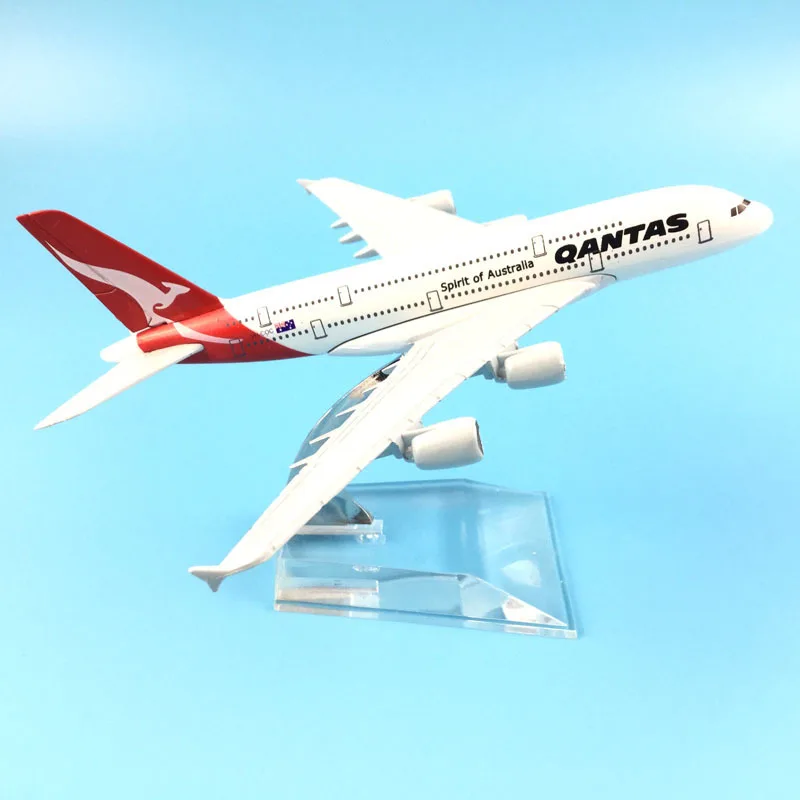 Модель самолета Qantas модель из литого металла 16 см 1:400|Вертолеты самолеты корабли