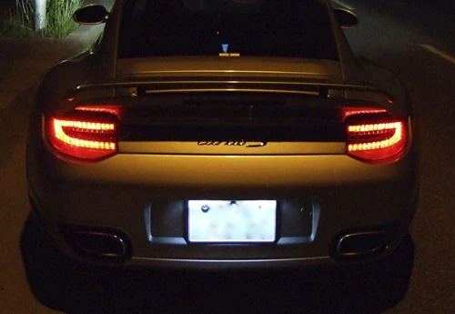 Porsche_LED_License_plate_Lamp (1).jpg