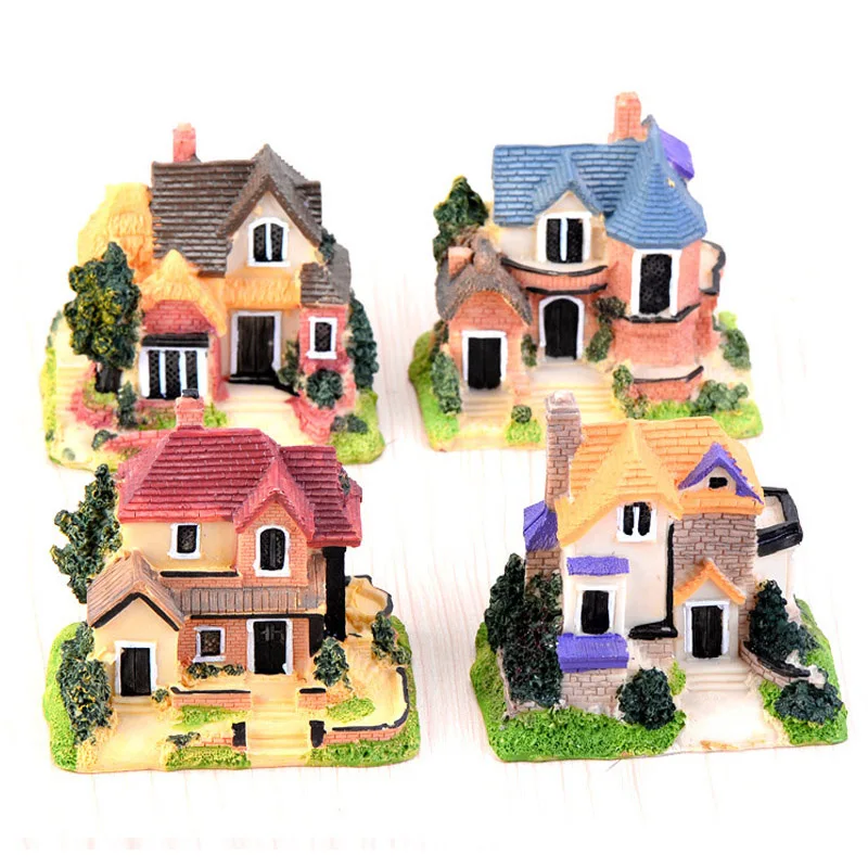 Kopen Fairy Garden Micro Landschap Resin Ambachten Schattige Mini Hars Huis Miniatuur Huis 4 Stijlen Decoratieve Ornamenten DIY Materiaal