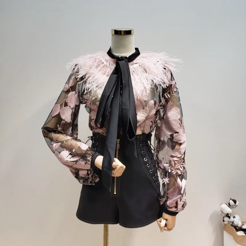 

[EWQ] 2019 Spring Summer New Pattern Round Collar Feathers Patchwork Lace Print Bohemian Loose Large Size Shirt Women AE95001