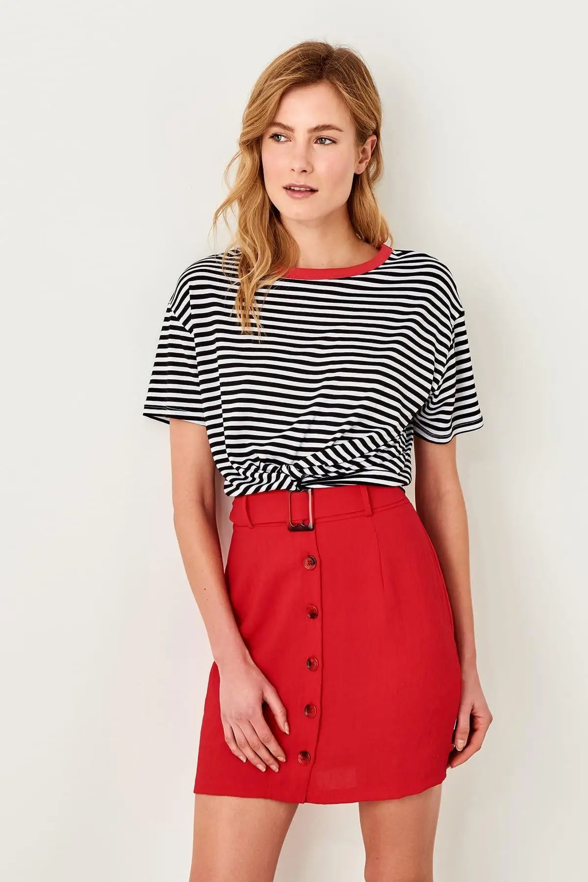 

Trendyol Red Belt Detail Skirt TWOSS19ST0156