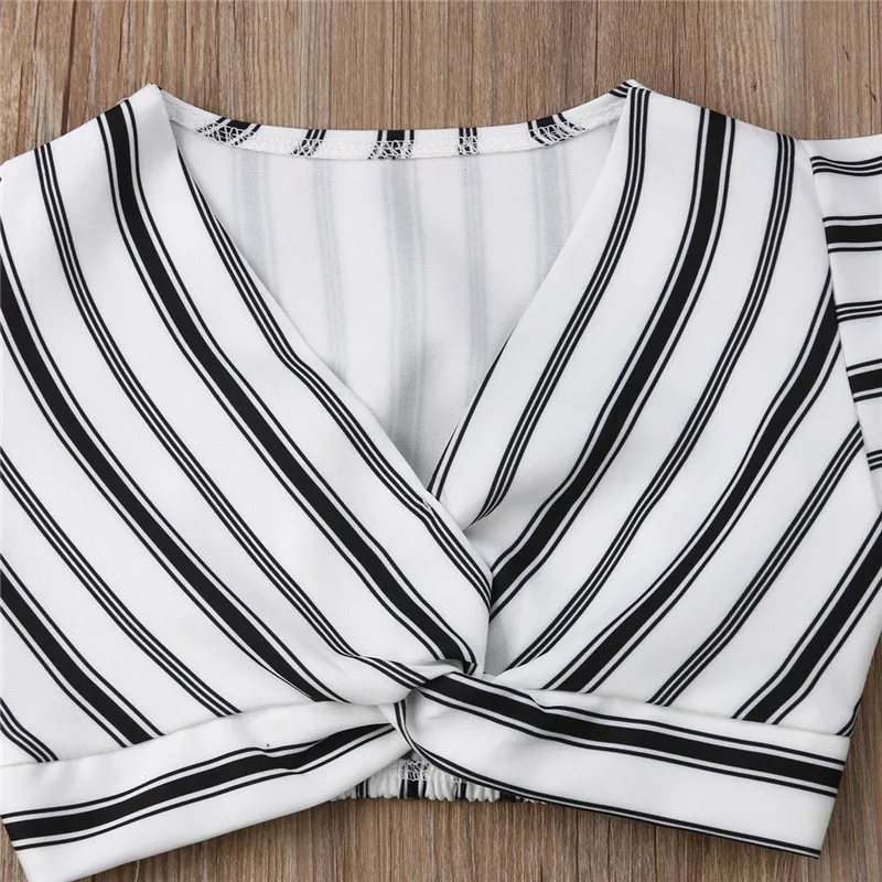 العلامة التجارية الصيف جديد ملابس أطفال طفلة شريط الملابس قصيرة الأكمام التي شيرت أعلى + التنانير 2 Pcs الملابس الدعاوى ملابس الصيف