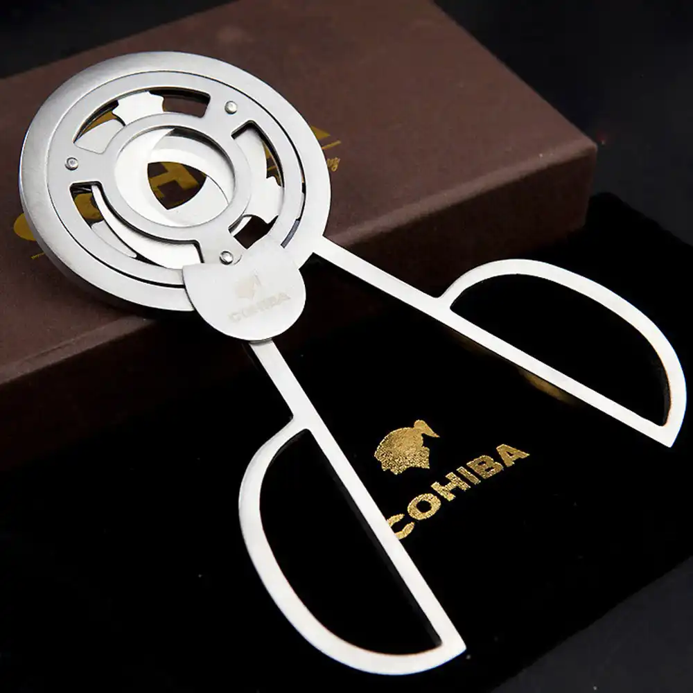 COHIBA тройной 3 лезвия Нержавеющая Сталь Серебряный тон обрезки сигар карман гаджеты устройство для резки сигар ножи кубинский сигары ножницы 843 - изображение