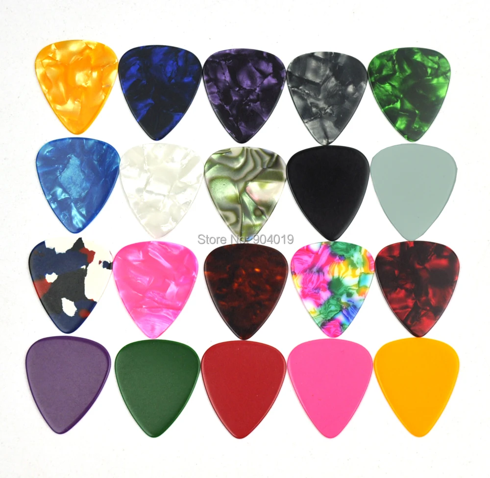 

Lots of 100 pcs New Medium 0.71mm Blank 351 Guitar Picks Plectrums Celluloid More Colors