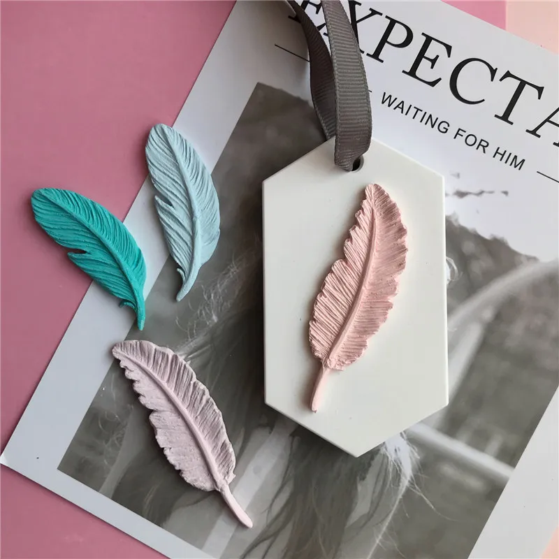 

Molds for Plaster Feather Silicone Mould Aromatherapy Wax Mould Diy Essential oil perfume gypsum Car pendant