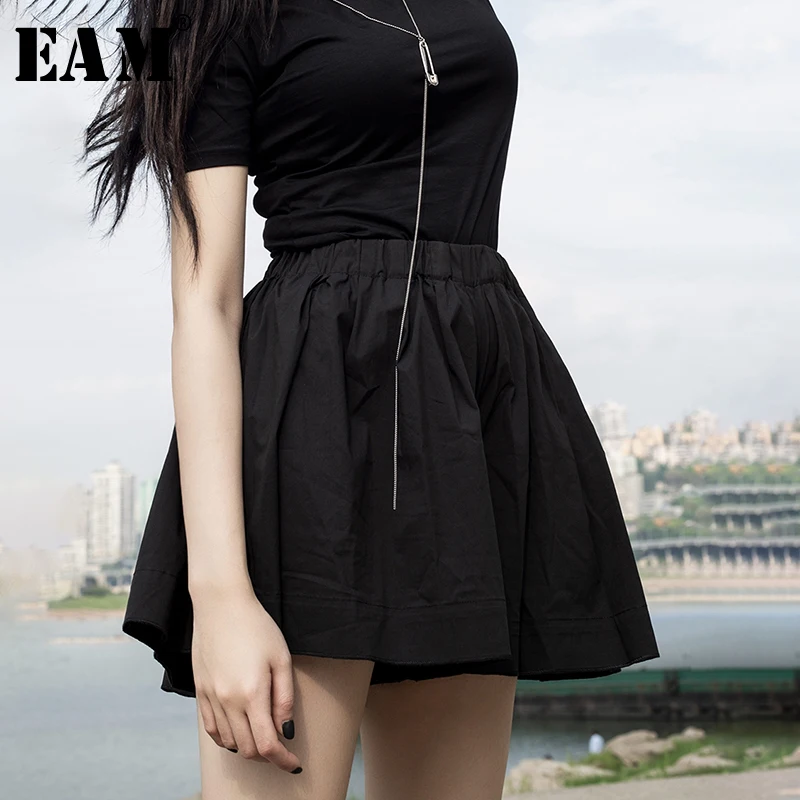 

[EAM] 2019 New Spring Summer High Waist Loose Cool Short Pleated Leisure Wide Leg Shorts Women Trousers Fashion Tide JU424