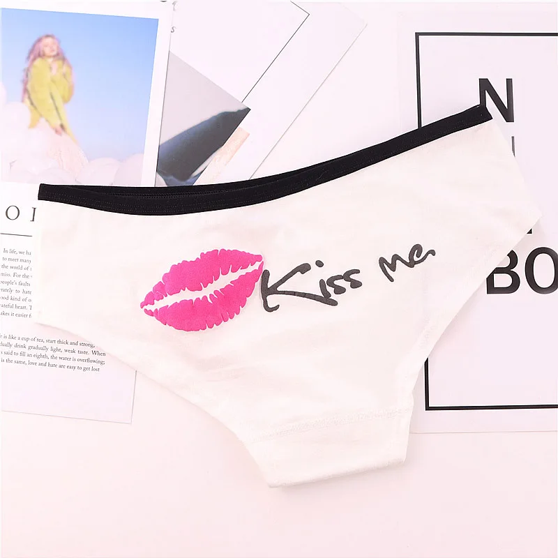 

Hot Sale Kiss Me Letter Printed Briefs Panties For Girls Lingerie Cotton Candy Color Underwear