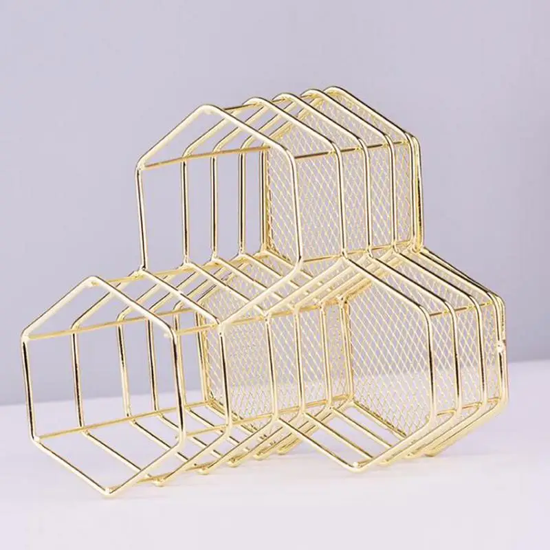 Günstig Make up Pinsel Halter Hexagon Vase Metall Mesh Korb Schreibtisch Veranstalter Draht Goldenen Stift Bleistift Heißer Hohl Halter Schönheit Make Up Kit