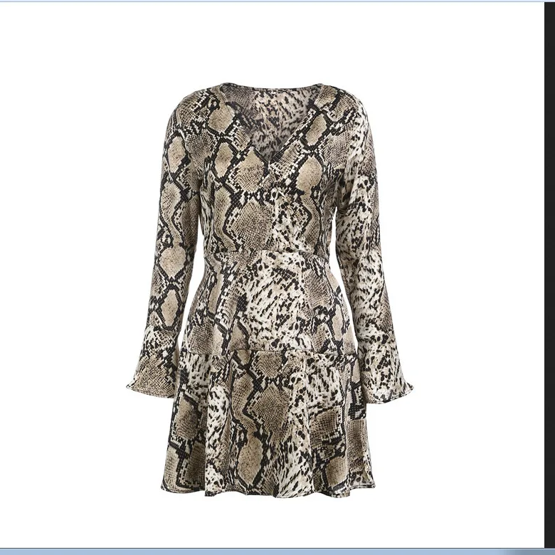 

Womens Sexy V-Neck Flare Sleeve Long Sleeve Casual Loose Mini Dress