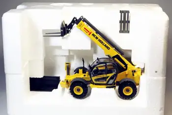 

1/50 New Holland LM1745 telehandler Model by ROS