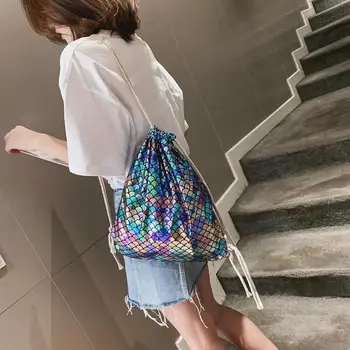 

Female New Fashion Fish Scales Drawstring Backpacks Travel Sports Summer Shoulder Bags Women Casual Rucksack Mochila
