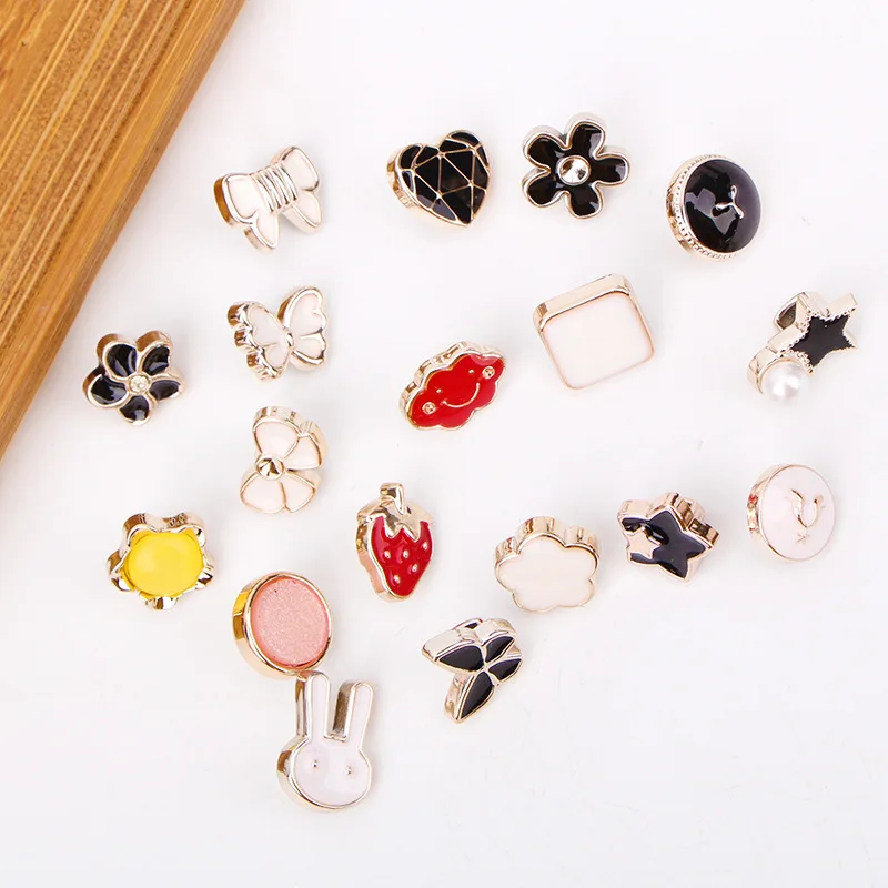 

High Quality 10PCS/Lot Shirt Button Cartoon Clothing Accessories Star Sewing Tools Fruit Flowers Shirt Buckle Flower Bow Woman