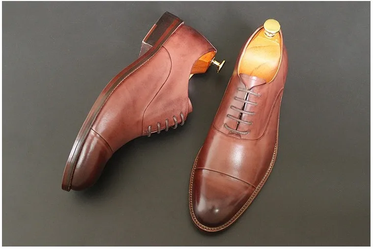 

Mens Retro italy business casual shoes British real leather lace dress shoes Brock carved men's shoe autumn dress wedding oxford