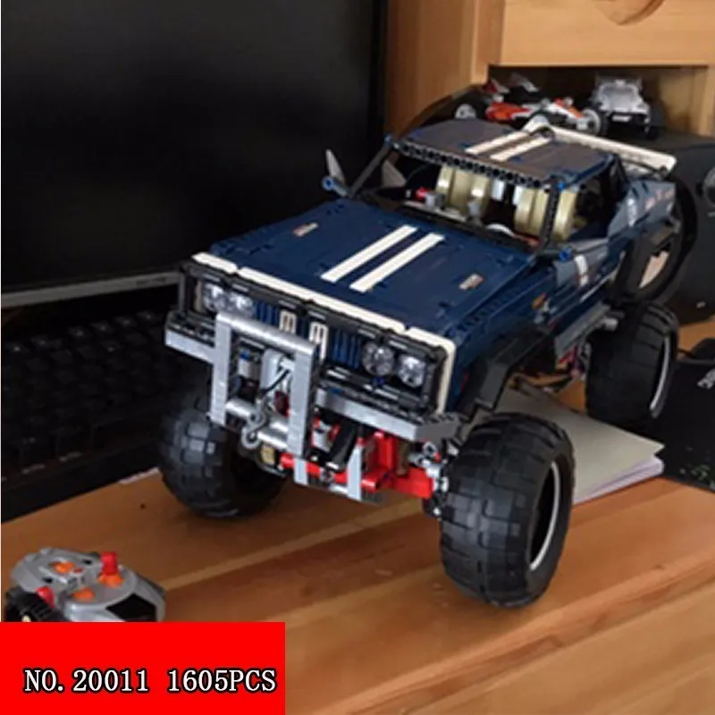 

20011 Science And Technology Off-road Vehicle Engraved Assembling Spelling Insert Block Alpinia 1605pcs Children Toys
