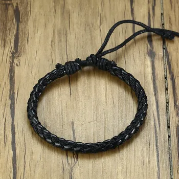 

Men Adjustable Braided Leather Bracelet in Black