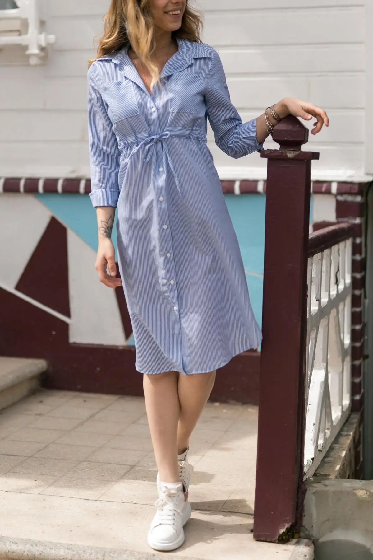 Xhan женское синее Полосатое кружевное платье с талией 8YXK6-30468-12 | Женская одежда