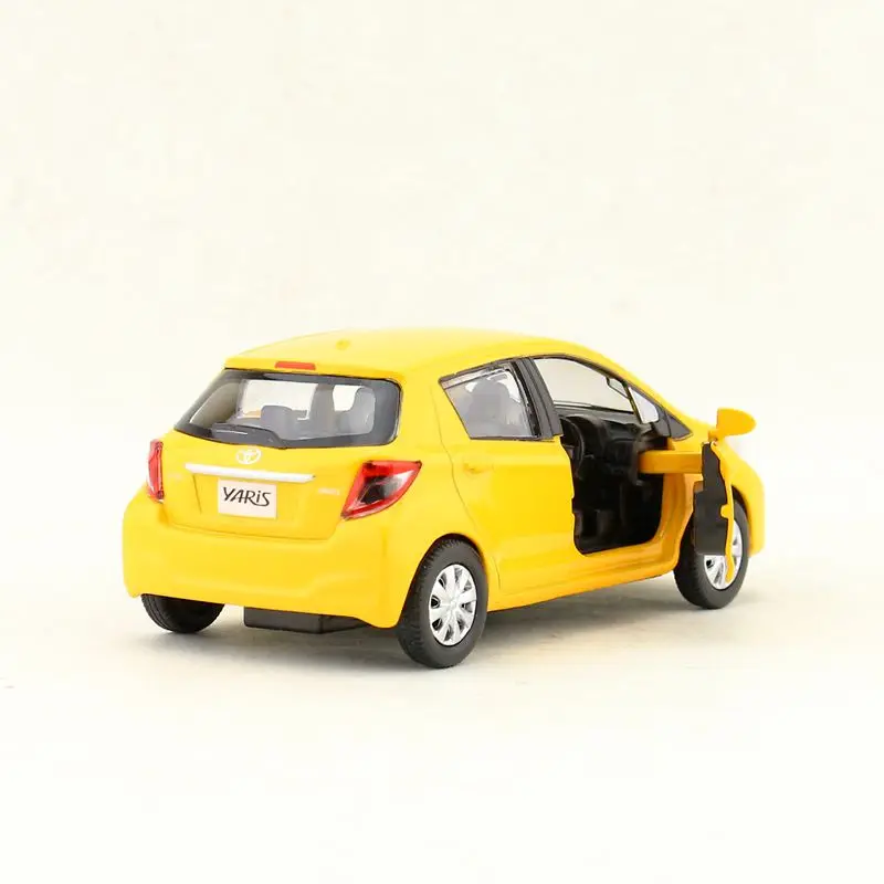 RMZ City 1:36 литая металлическая Игрушечная модель/Классическая Японская TOYOTA YARIS