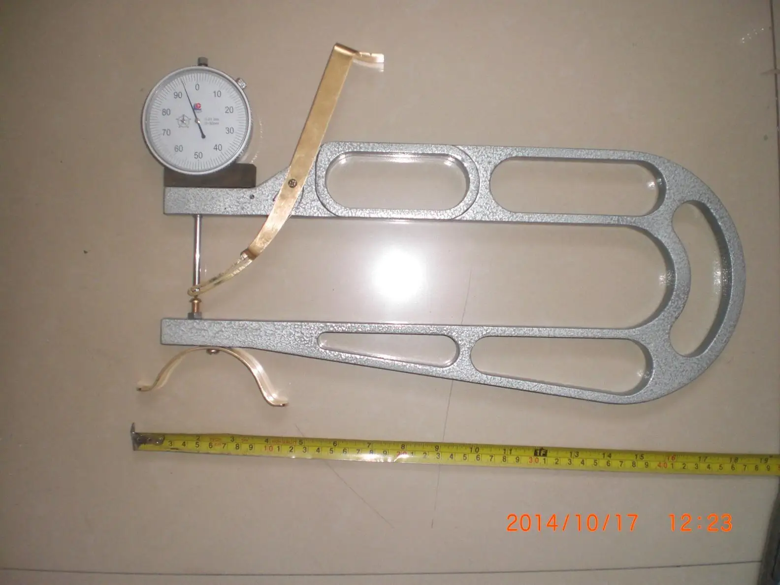 

1 PC Double Bass Thickness Gauge Violin Dia indicator luthier tool