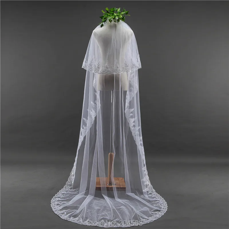 

White or Ivory Two-Layer Charming Sequined Wedding Veils Lace EdgeTulle Veil for Bride without Comb HL2019