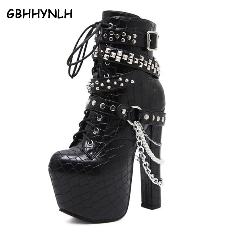 Prix Fourrure bottes Automne De Mode Haute Talons Cheville Bottes Femme clouté talons Hiver bottes plate forme chaussures Talons Épais punk Bottes LJA95
