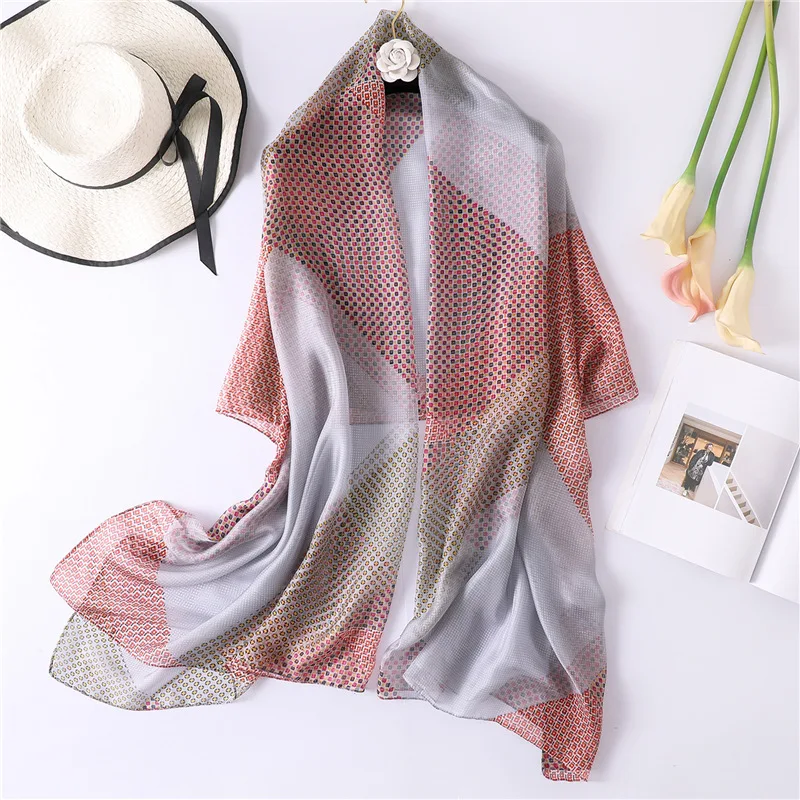 

2019 Women's Silk Scarf New Soft Printed Scarves Large Shawls Wraps Long Ladies Pashmina Female Bandana Hijab Scarf Foulard