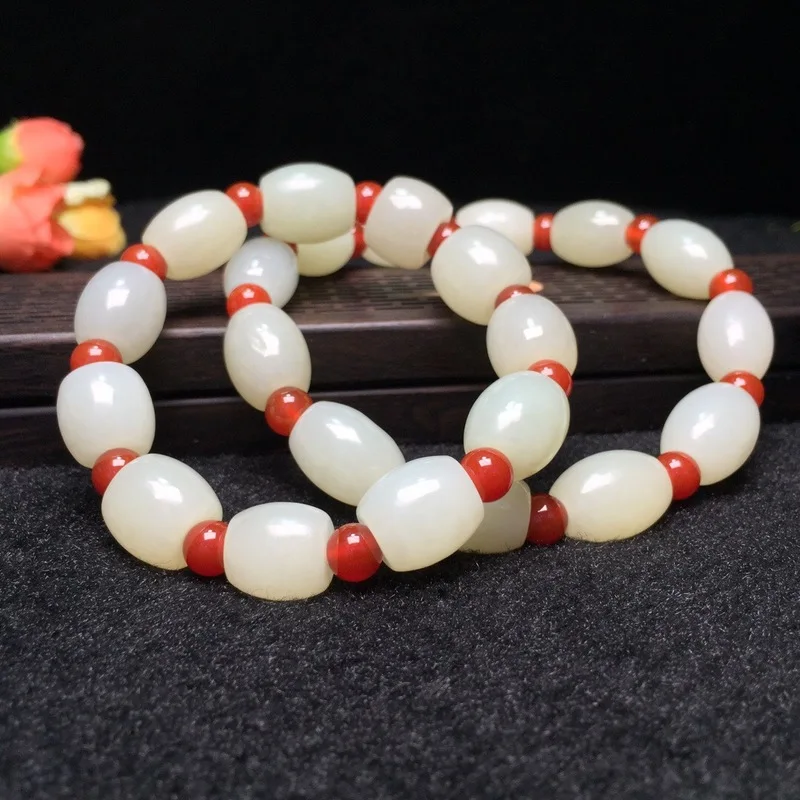 

2018 Real Bracelets & Bangles Erkek Bileklik Yu Xuan, Hetian Bracelet Lulutong Transshipment Barrel Bead Hand Stand With