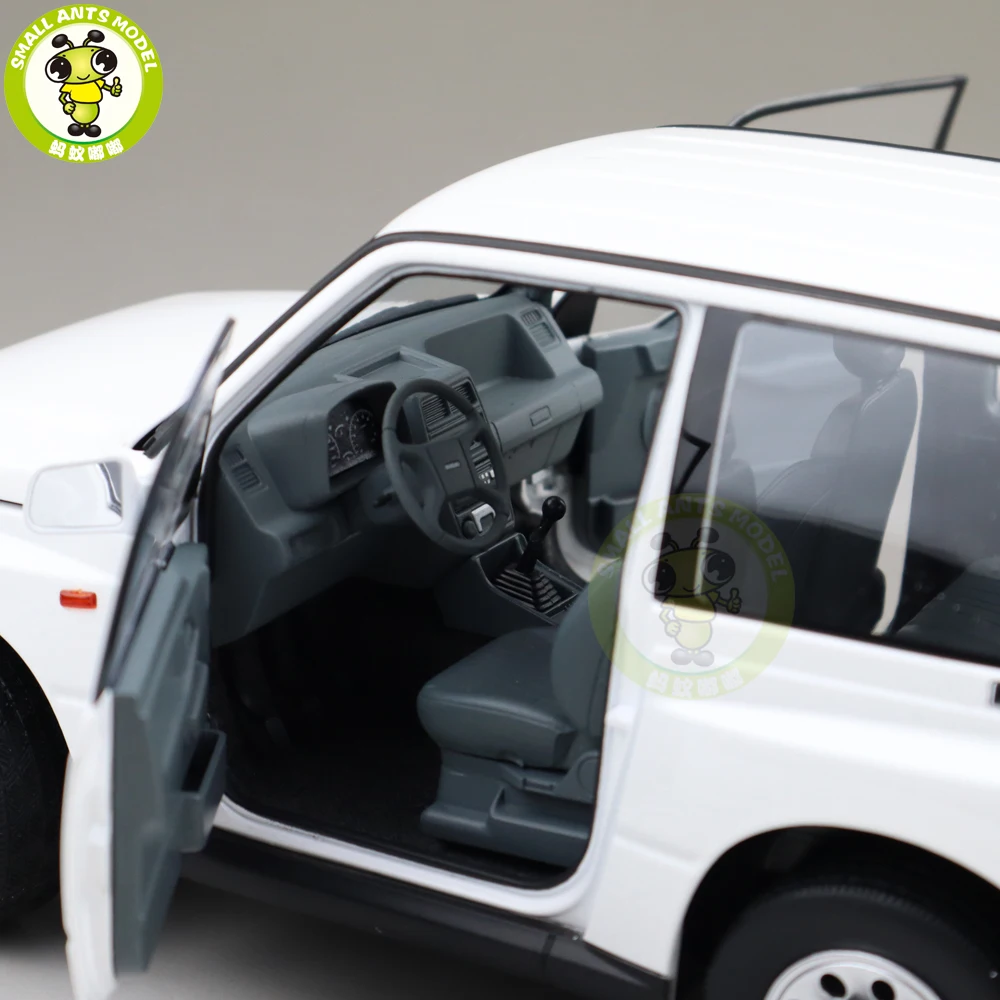 1/18 DORLOP Suzuki Vitara Escudo LHD и RHD Diecase модель автомобиля игрушки для детей цвет подарки