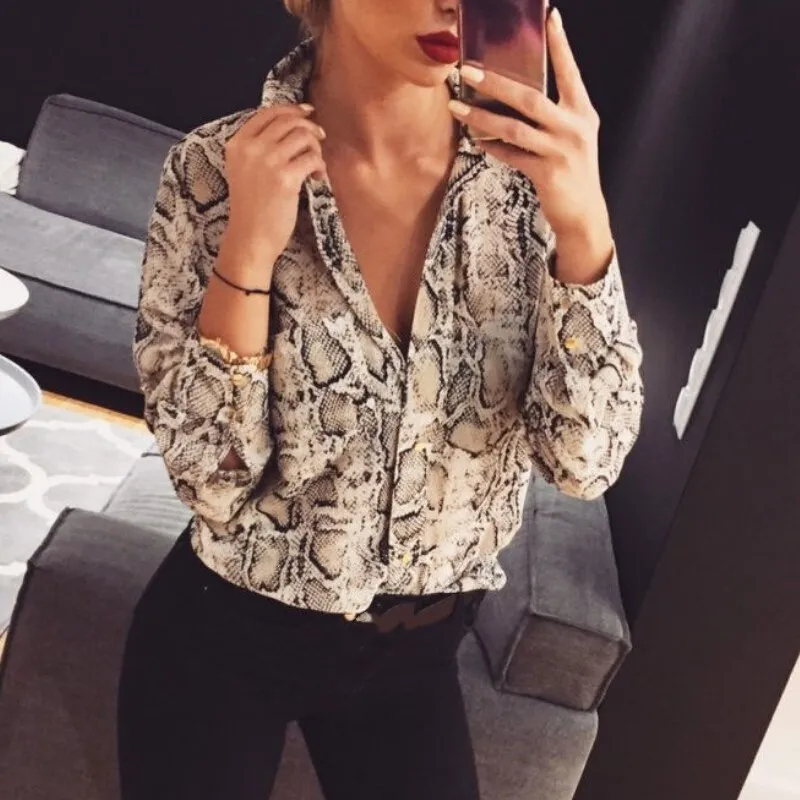

Sexy Leopard Blouse Shirt Women Long Sleeve V-Neck Snake Skin Pattern Blusas Streetwear Female Autumn Loose Top