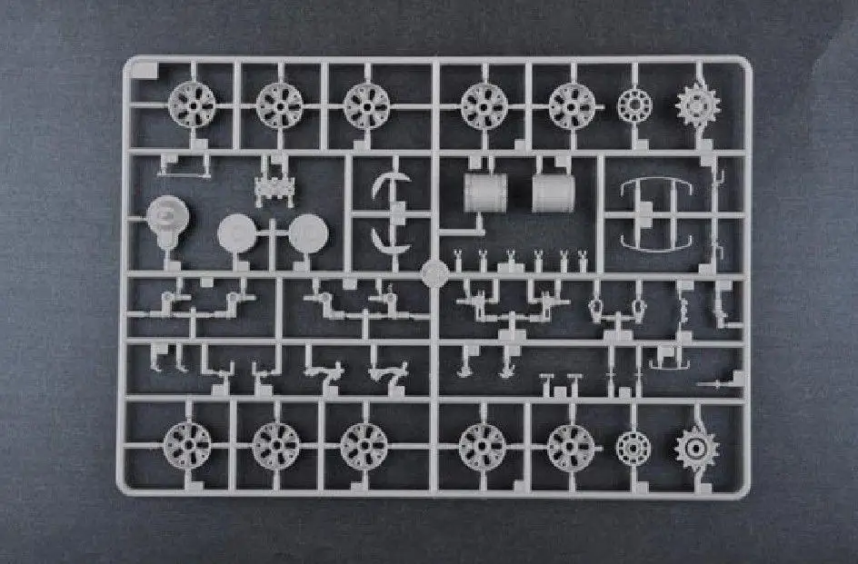 Трубач 1/35 05576 ИСО Tiran-6 MBT