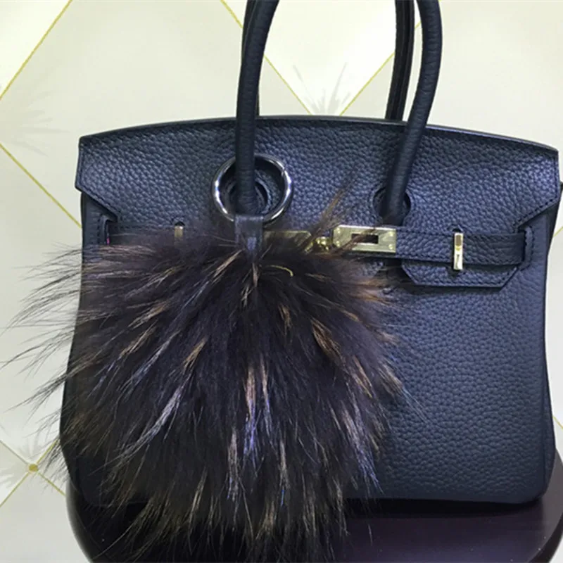 

Stylish Women's Handbag Pompom Keychain Pendant Accessory for Elevating Bag Style Unique Purse Decoration Fashionable Charm