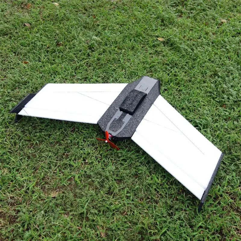

Wing EPP Carbon Fiber 840mm Wingspan Triangle Wing RC Airplane Kit only for FPV Racing Compatible F3/F4