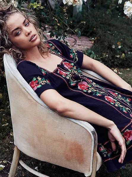 

Summer resort dress Bohemian beach dress embroidered ethnic nimi dress