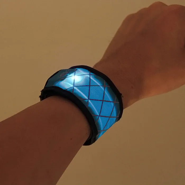النايلون LED الرياضة صفعة شريط للرسغ الفرقة مضيئة لعبة معصمه ضوء فلاش سوار متوهجة شارة حزب لعبة للأطفال NSV775