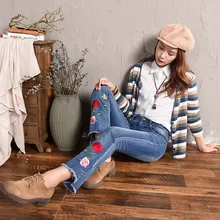 Высокая Талия Джинсы для женщин; Большие размеры Винтаж вышивка Высокая Талия Свободные, длиной до щиколотки Повседневное ковбой Высокое качество брюки-клеш