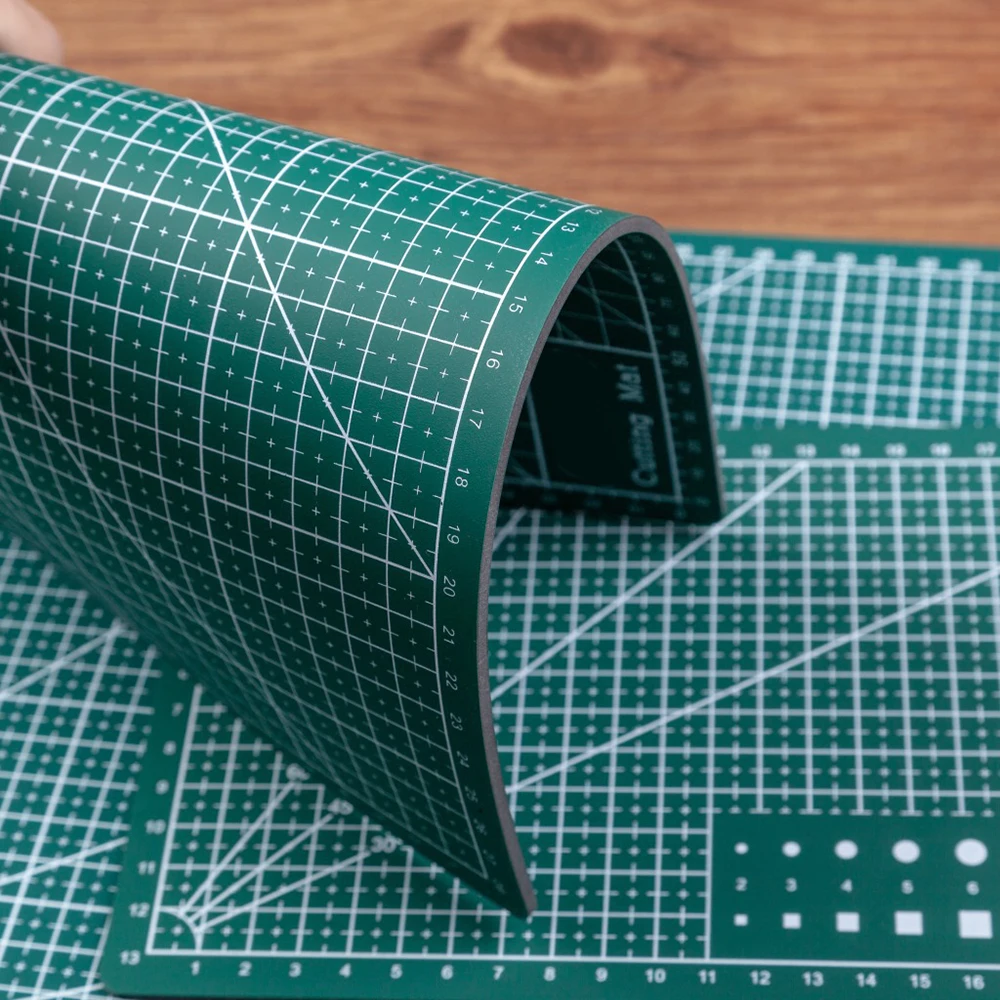 

Professional A3/A4 Cutting Mat PVC Double Sided Self-Healing Non Slip DIY Cutting Board Patchwork Mat Pad 220-300MM