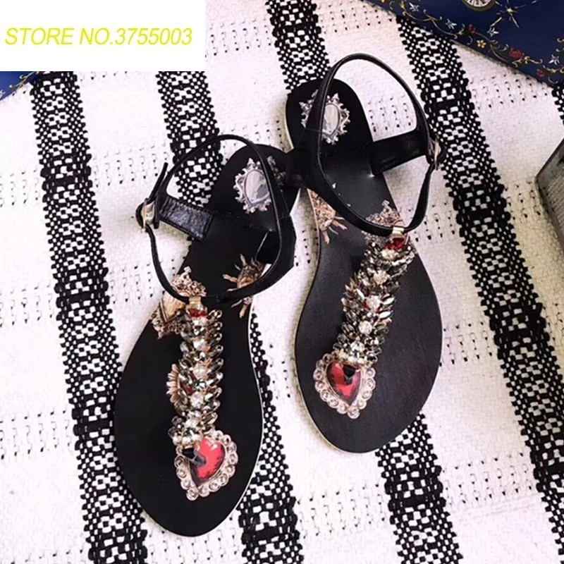 

Charming Fairy Shinny Crystal studded Flats Sandals women Butterfly Knot flip flops Drilled dress Hot sell summer party Shoes
