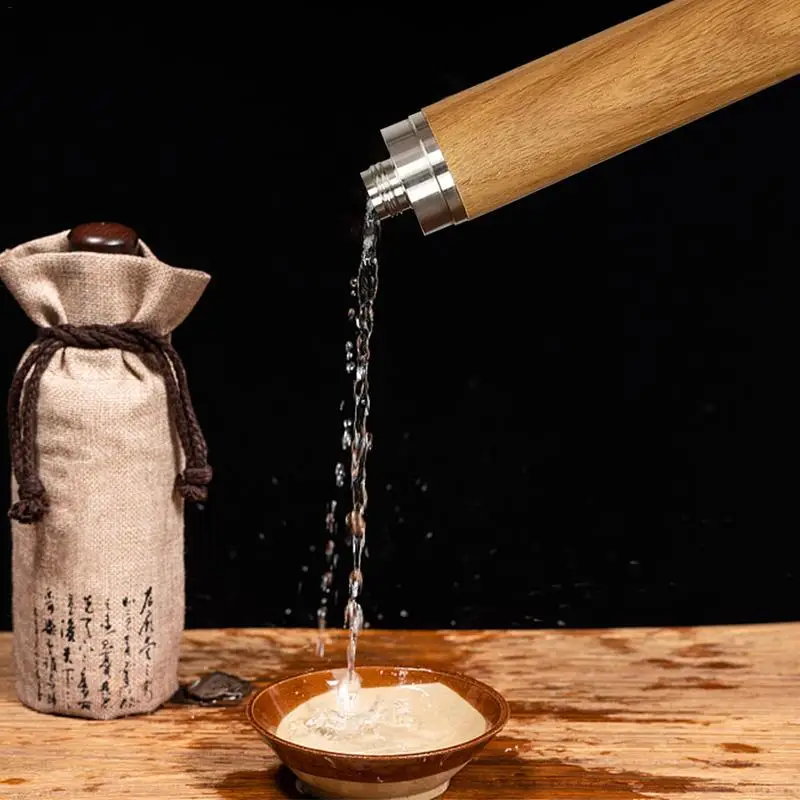 

50ML Mini Portable Flask Unique Gift Stainless Steel Flask Exquisite Small Hip Flask With Wooden Shell Beer Liquor Appliance