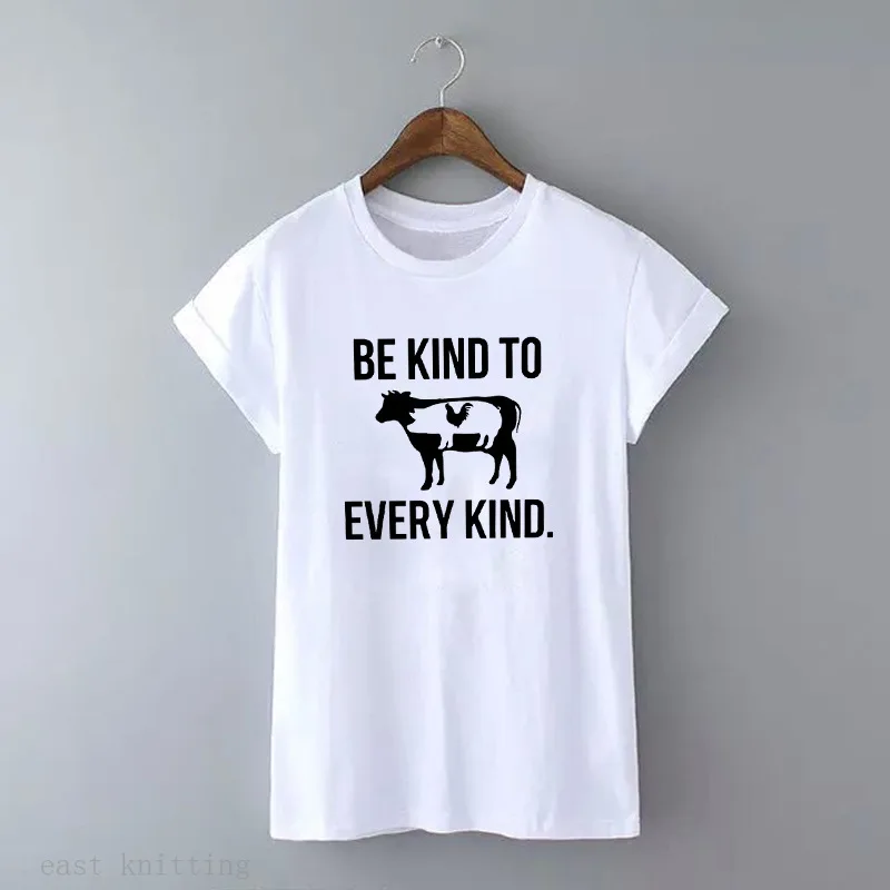 

2019 new English BE KIND TO EVERY KIND. The letters printing cow loose women's T-shirt